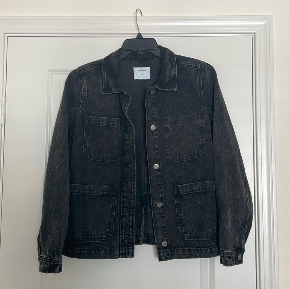 Black denim jacket size M